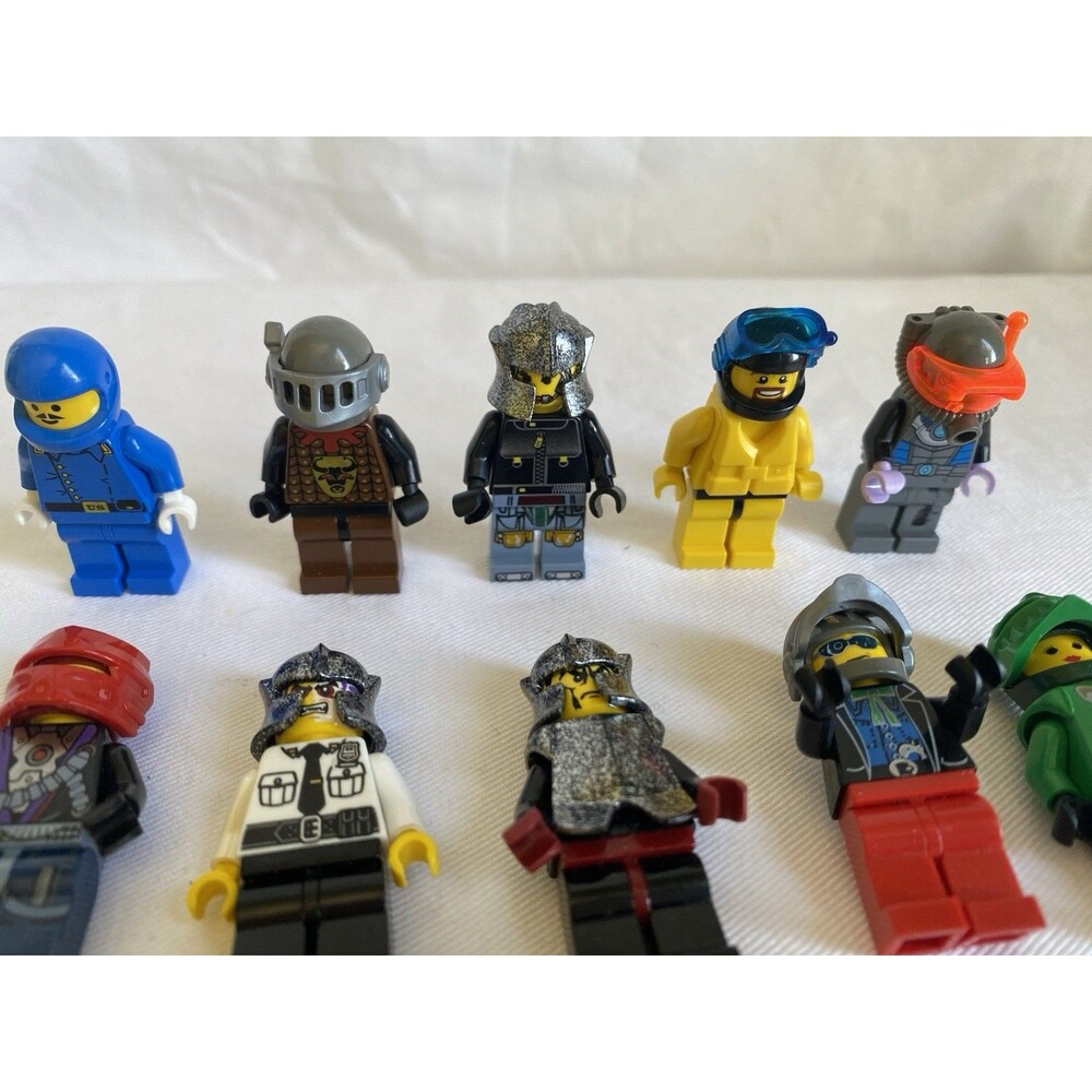 Lot of 10 Lego Minifigures #79 - Picture 3 of 3